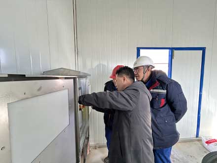 兰州一体化华亿体育设备厂家.jpg